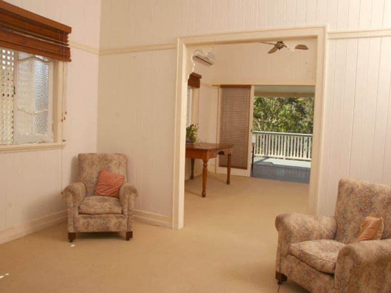 12 Mars Street, COORPAROO QLD 4151, Coorparoo - Thumbnail 2