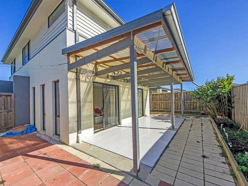 15 Regent Close, BURNSIDE HEIGHTS VIC 3023, Burnside Heights - Thumbnail 3