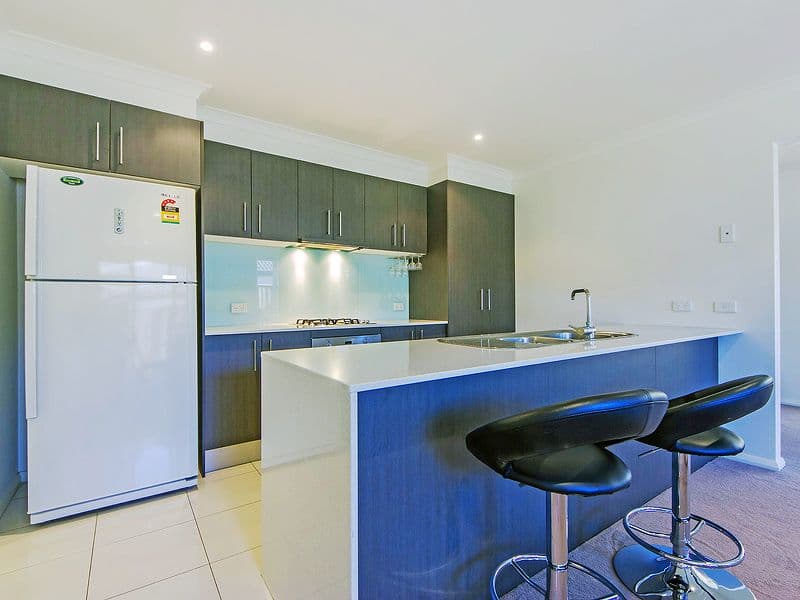 15 Regent Close, BURNSIDE HEIGHTS VIC 3023, Burnside Heights - Thumbnail 8