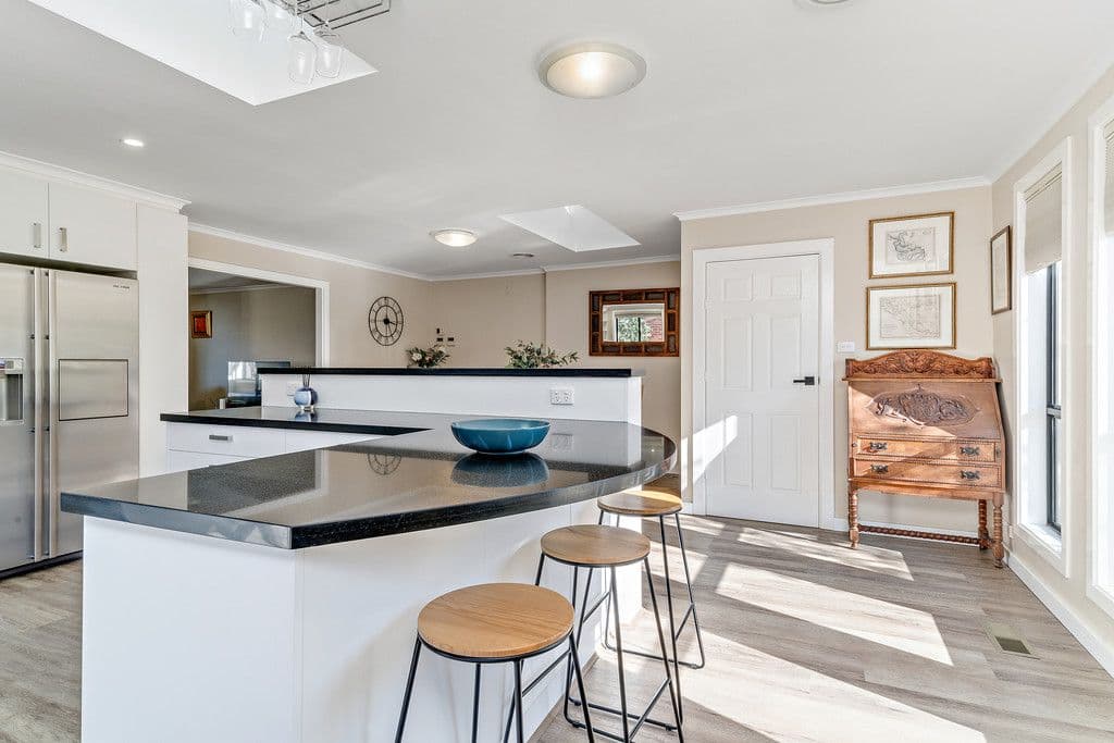 4 Molloy Crescent, Cook ACT 2614, Cook - Thumbnail 6
