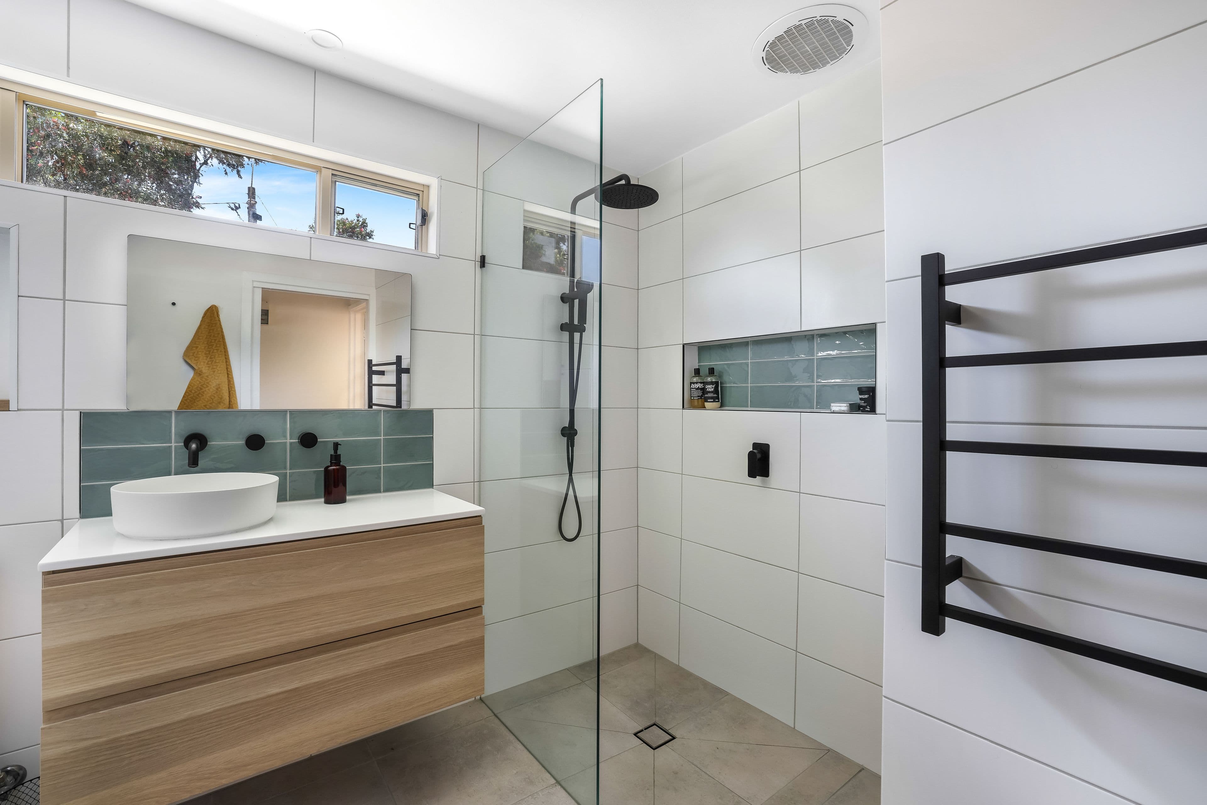 4 Douglas Street, Pascoe Vale VIC 3044, Pascoe Vale - Thumbnail 8
