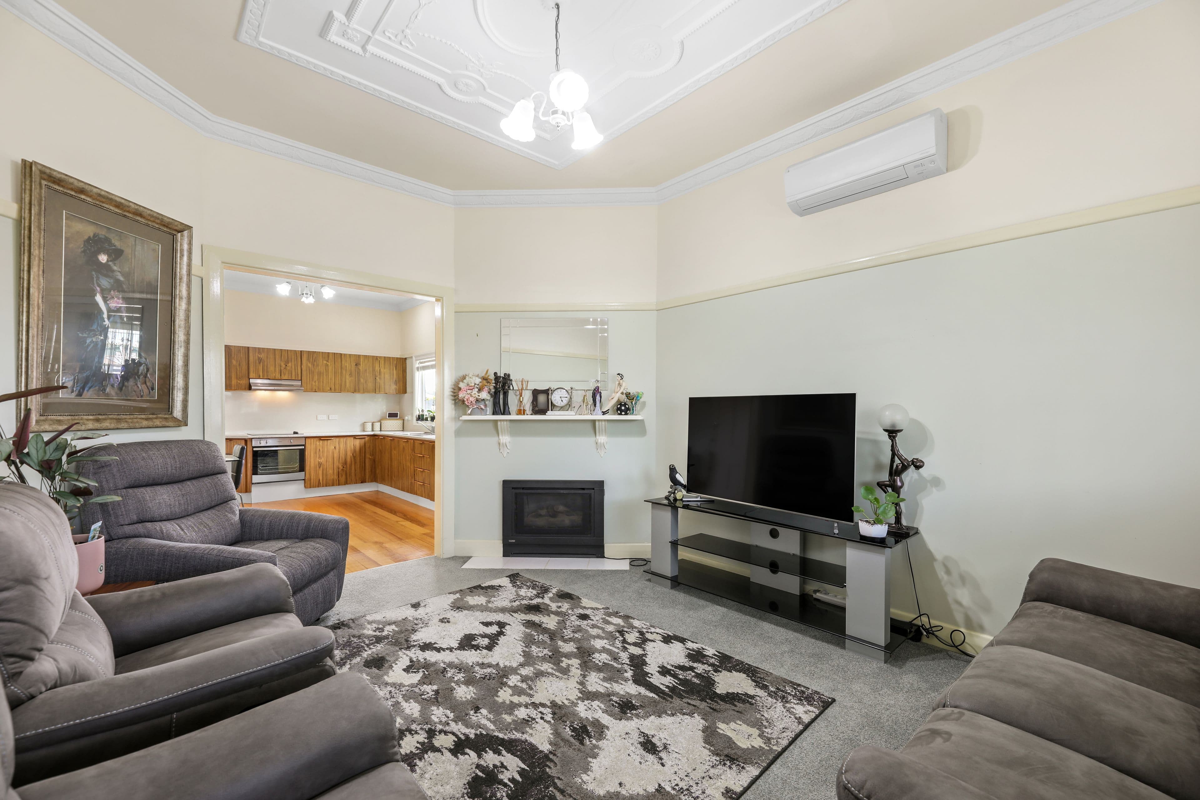 57 Loch Street, Yarragon VIC 3823, Yarragon - Thumbnail 2