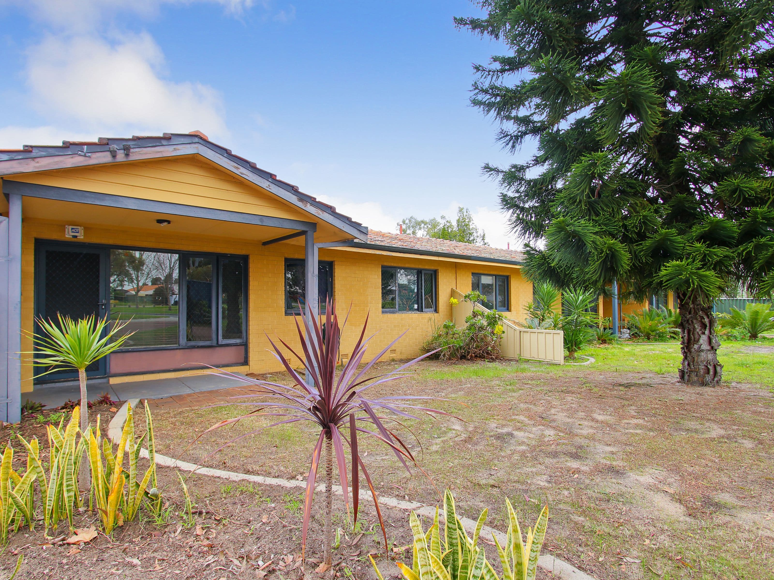 11a Upton Place, Langford WA 6147, Langford - Image 1
