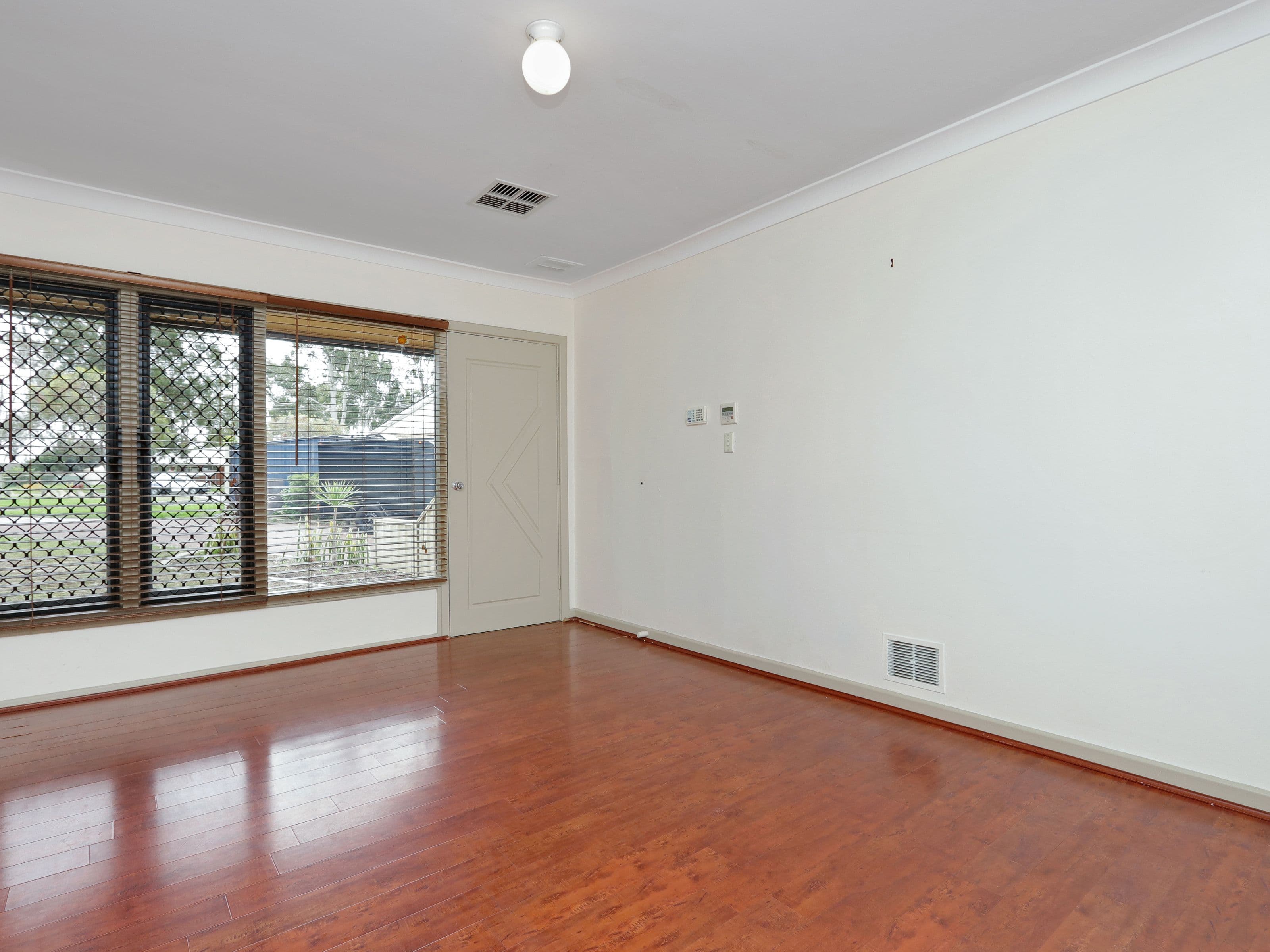 11a Upton Place, Langford WA 6147, Langford - Thumbnail 6