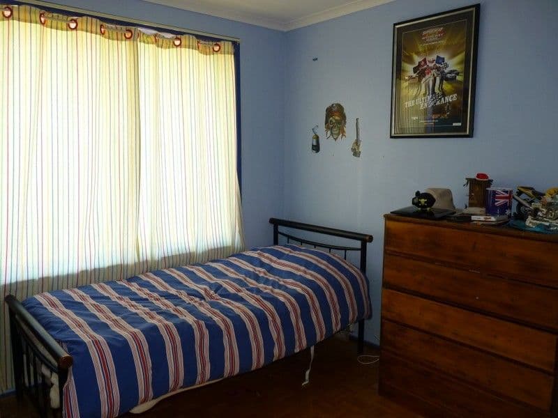 18 THOMAS Street, MERINGANDAN WEST QLD 4352, Meringandan West - Thumbnail 8