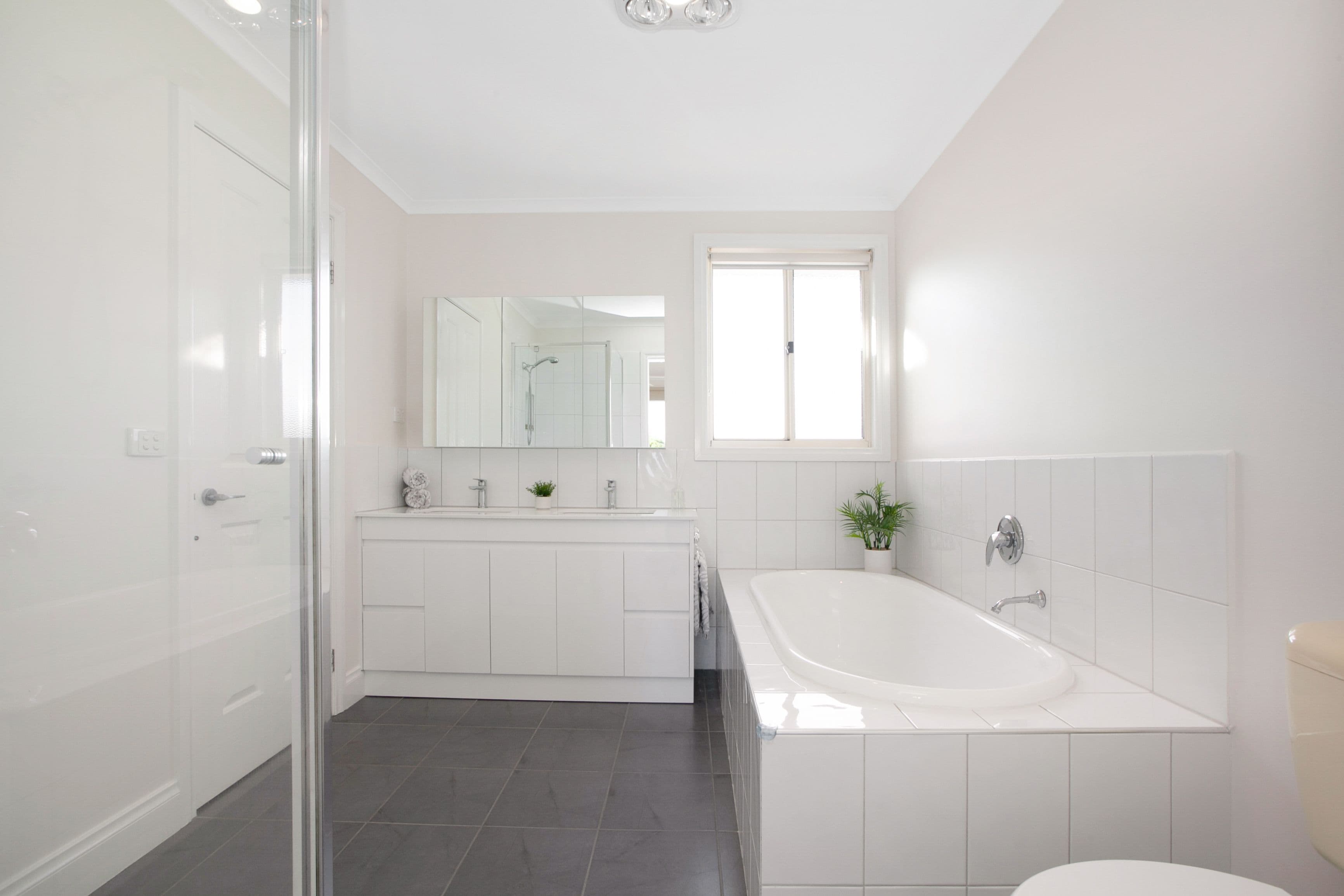 46 Liston Avenue, Reservoir VIC 3073, Reservoir - Thumbnail 5