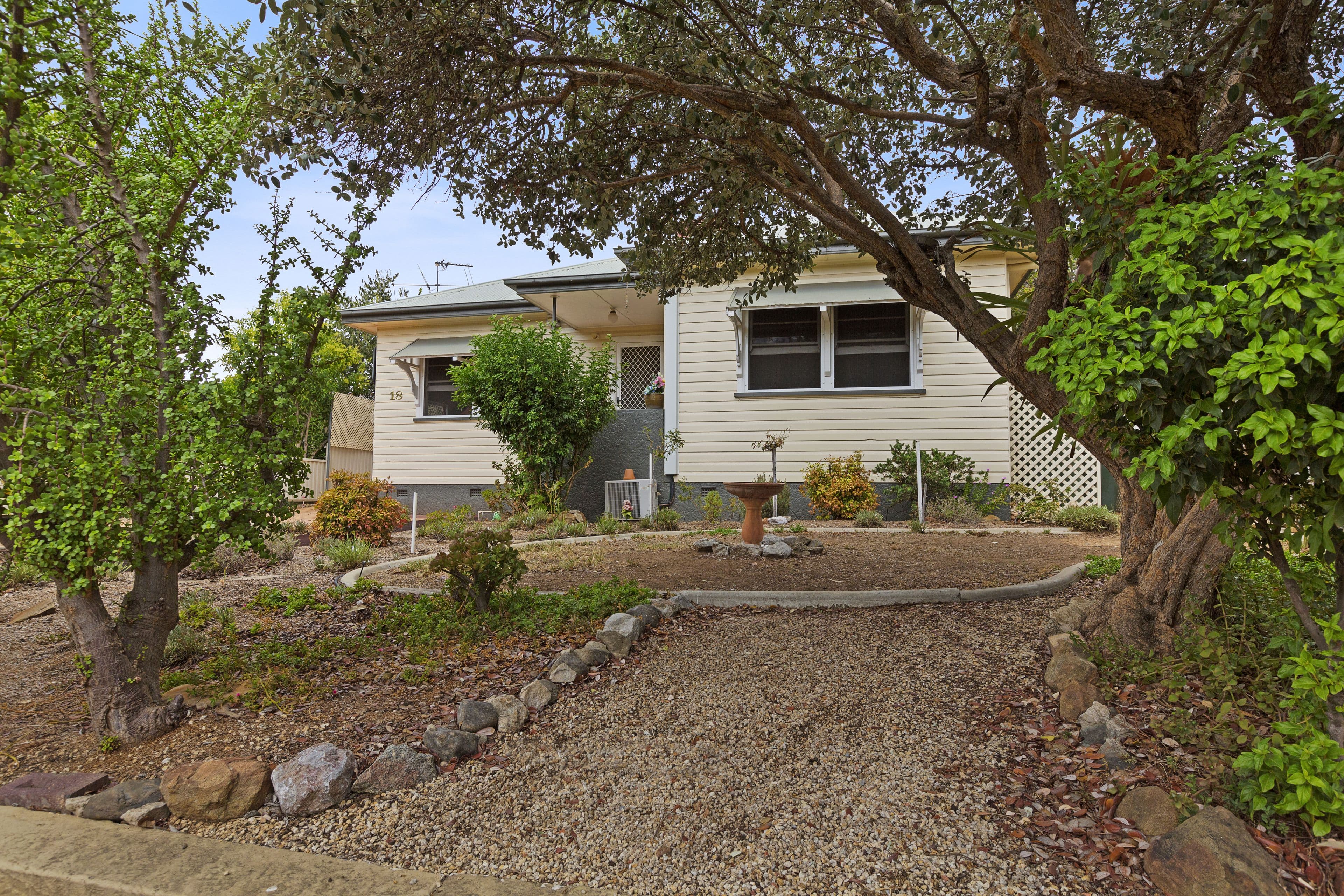 18 High Street, Tamworth NSW 2340, Tamworth - Image 1