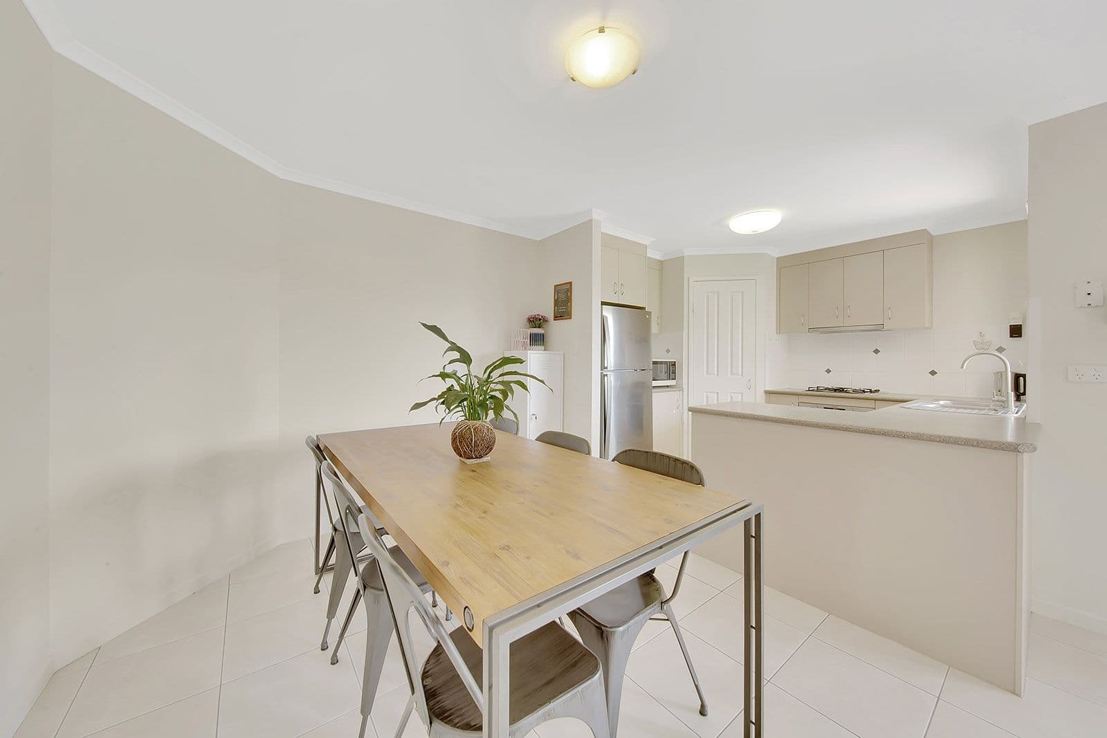121 Emmadale Drive, New Auckland QLD 4680, New Auckland - Thumbnail 7