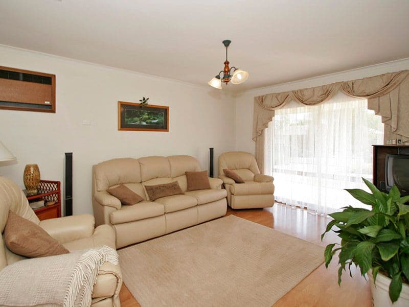 34  Petersen Crescent, PORT NOARLUNGA SA 5167, Port Noarlunga - Thumbnail 2