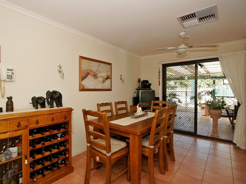 34  Petersen Crescent, PORT NOARLUNGA SA 5167, Port Noarlunga - Thumbnail 3