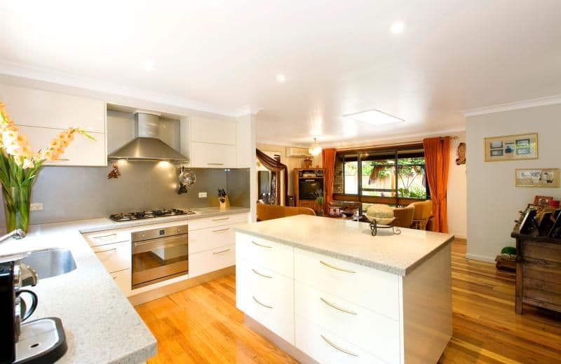 23 Valley Road, HORNSBY NSW 2077, Hornsby - Thumbnail 2