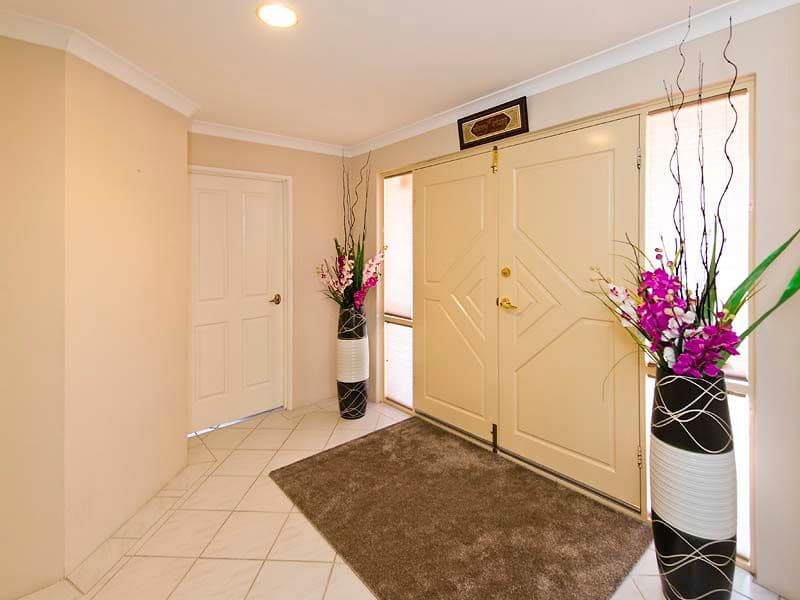 2 Lacombe Court, CANNING VALE WA 6155, Canning Vale - Thumbnail 5