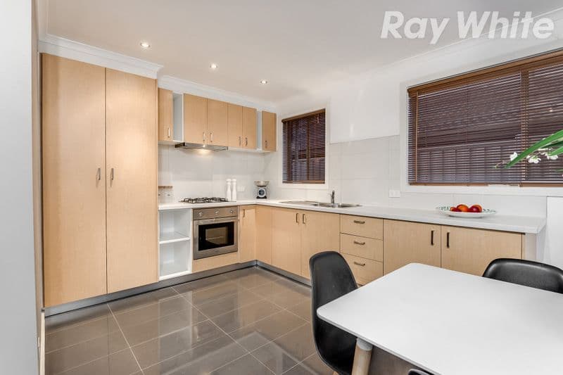 226 Greenhills Road, BUNDOORA VIC 3083, Bundoora - Thumbnail 4