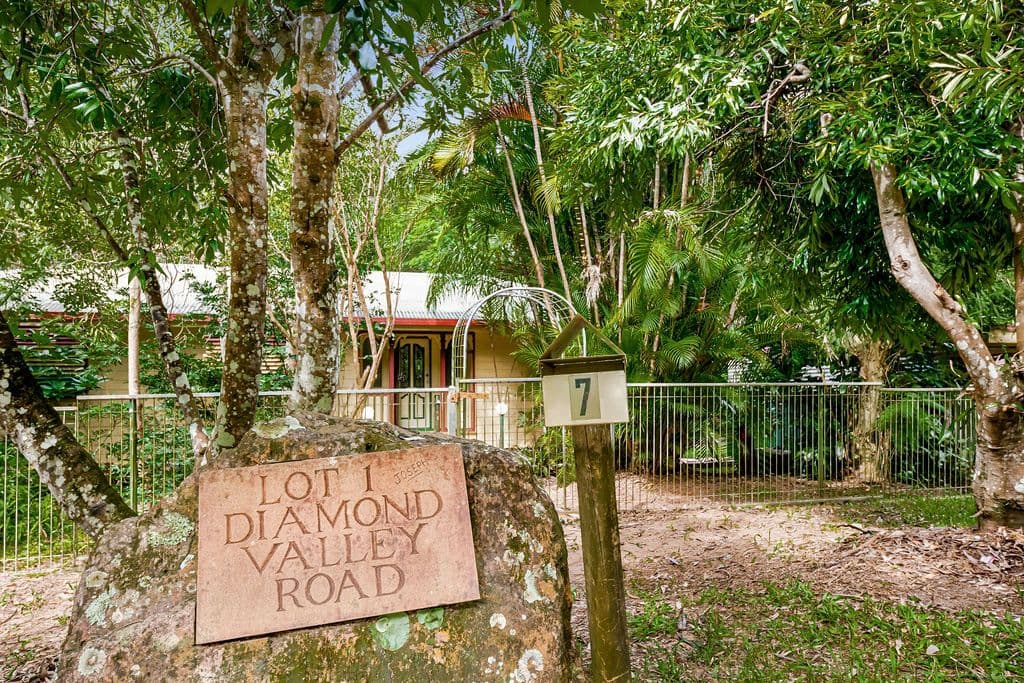 7 Ratcliffe Road, Diamond Valley QLD 4553, Diamond Valley - Thumbnail 2