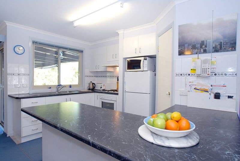 50 Manorwoods Drive, FRANKSTON VIC 3199, Frankston - Thumbnail 8