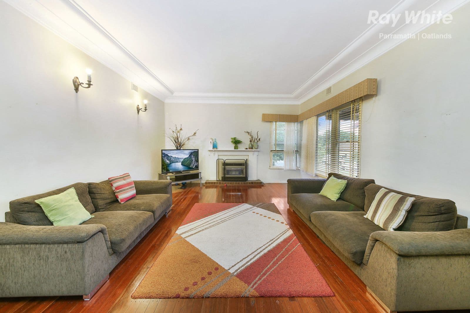 31 Friesian Drive, Sunbury, Sunbury - Thumbnail 2