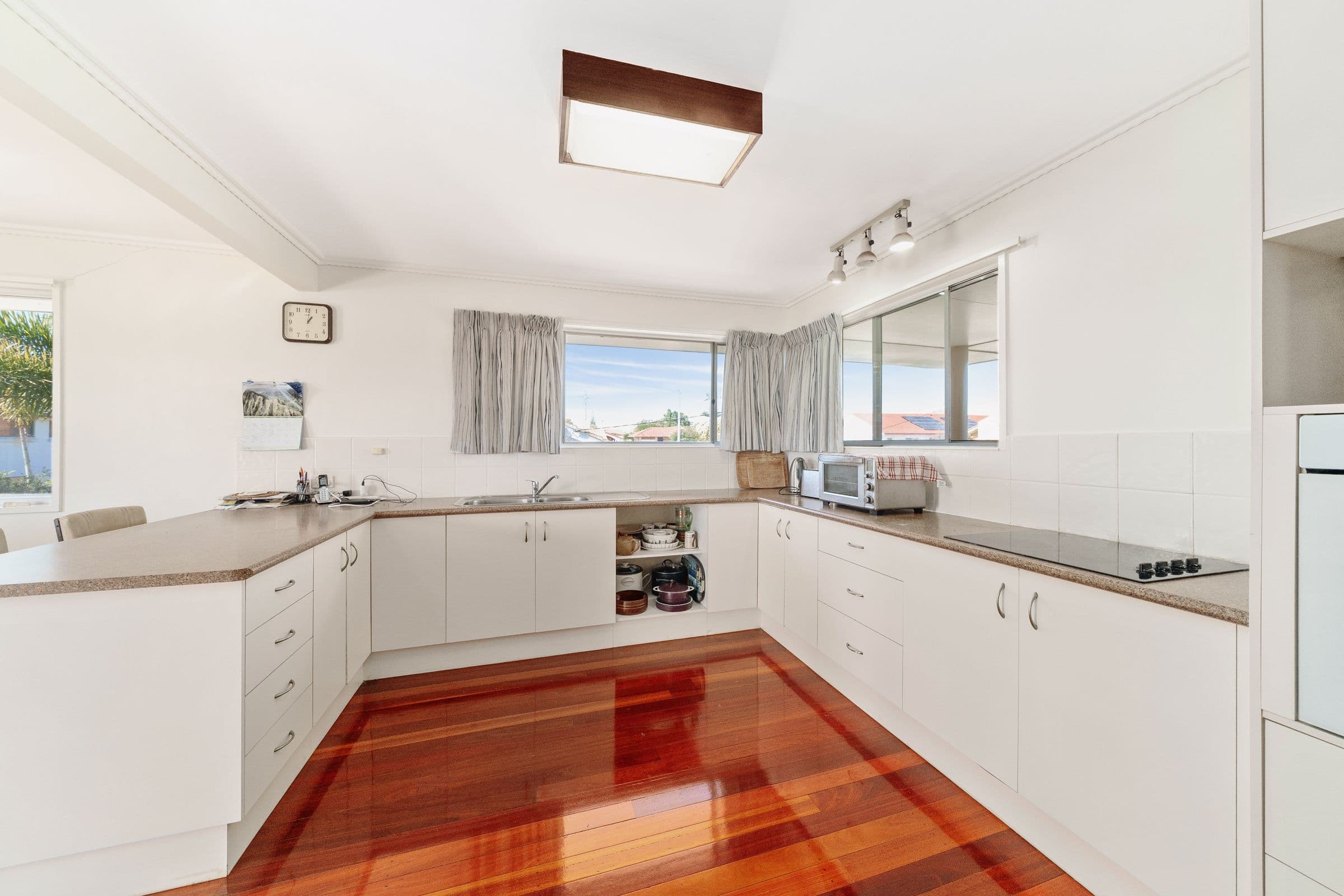 4 Pinewood Street, Redcliffe QLD 4020, Redcliffe - Thumbnail 5