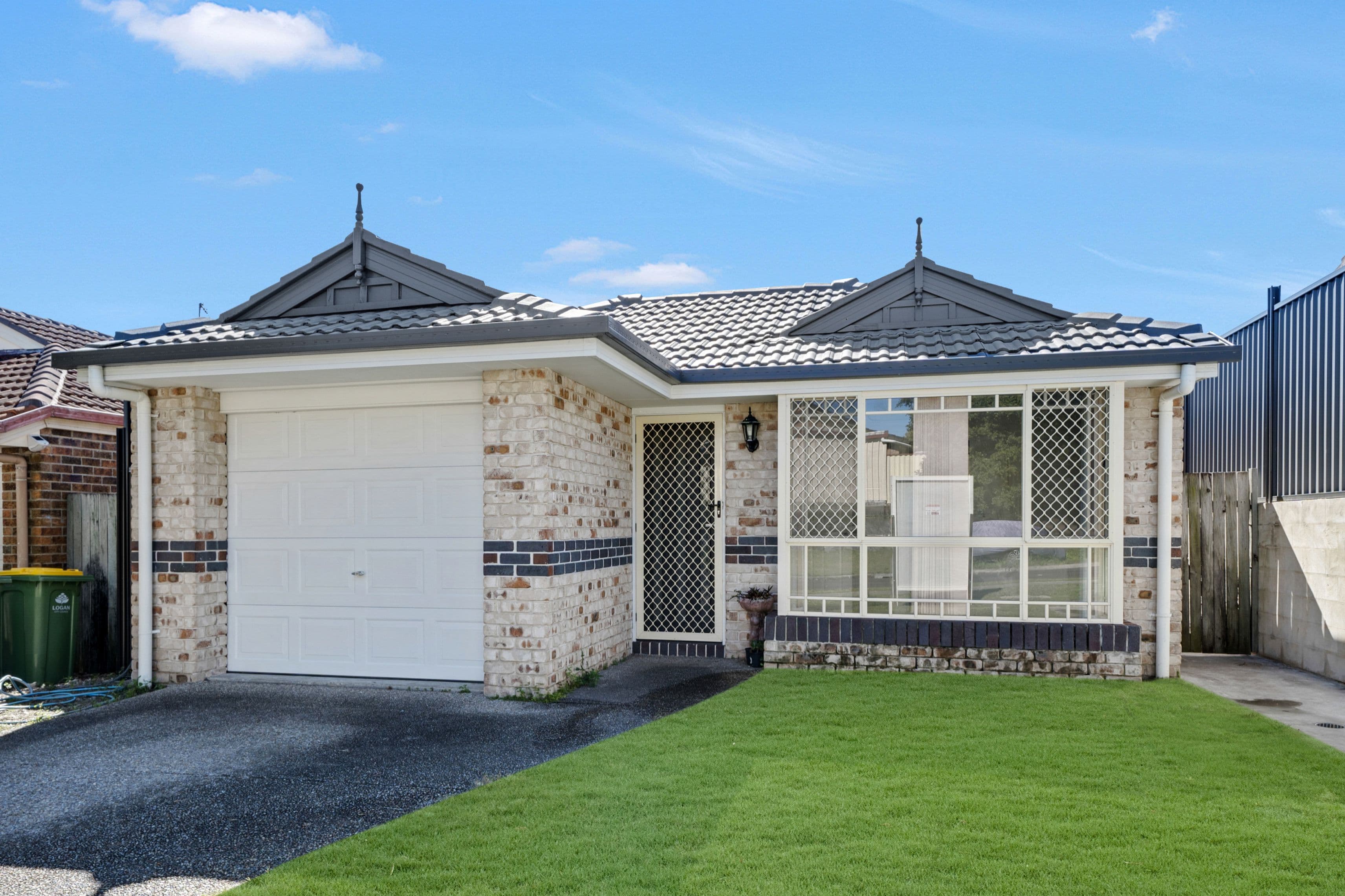 4 Jonath Court, Edens Landing QLD 4207, Edens Landing - Image 1