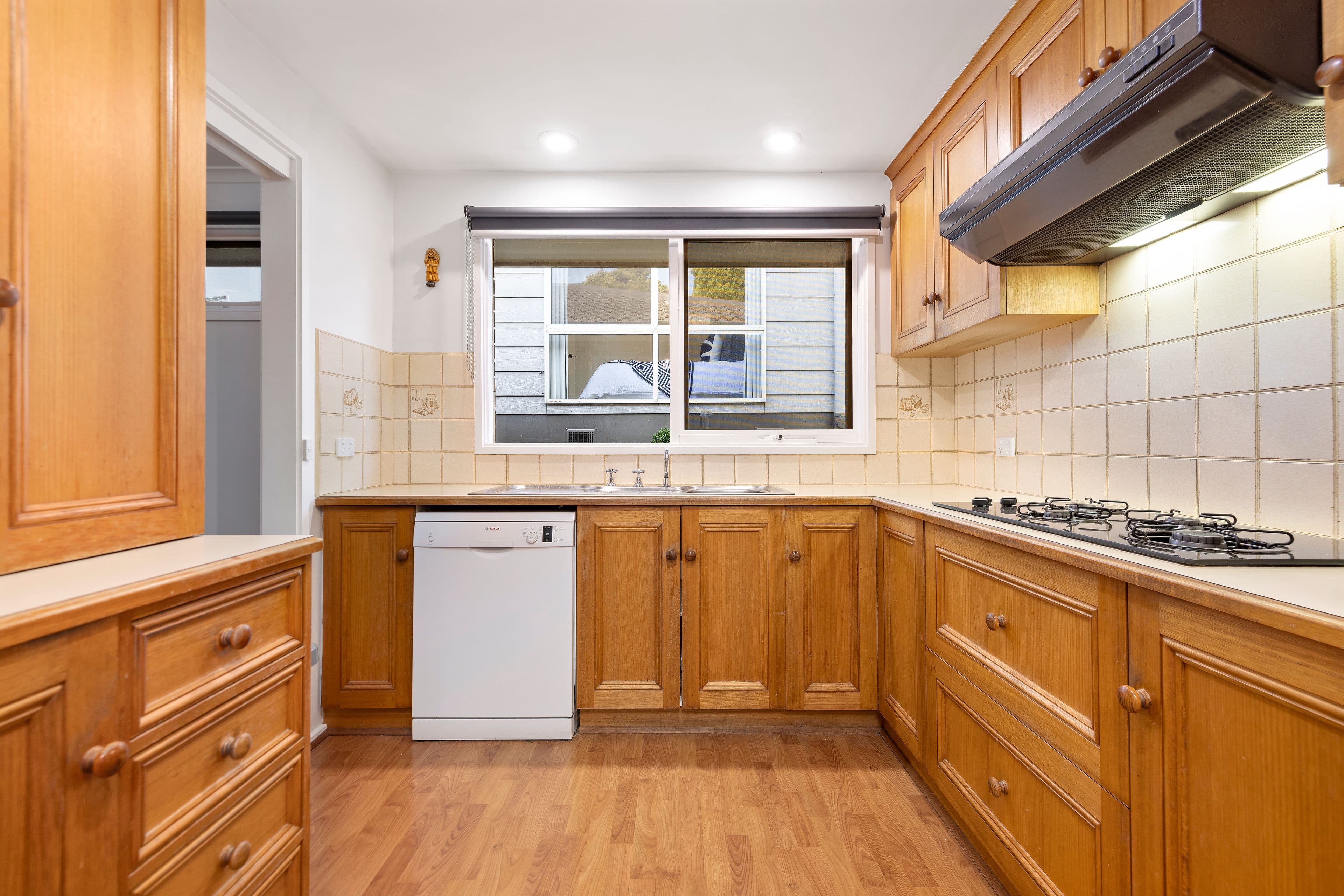 54 Collendina Crescent, Scoresby VIC 3179, Scoresby - Thumbnail 6