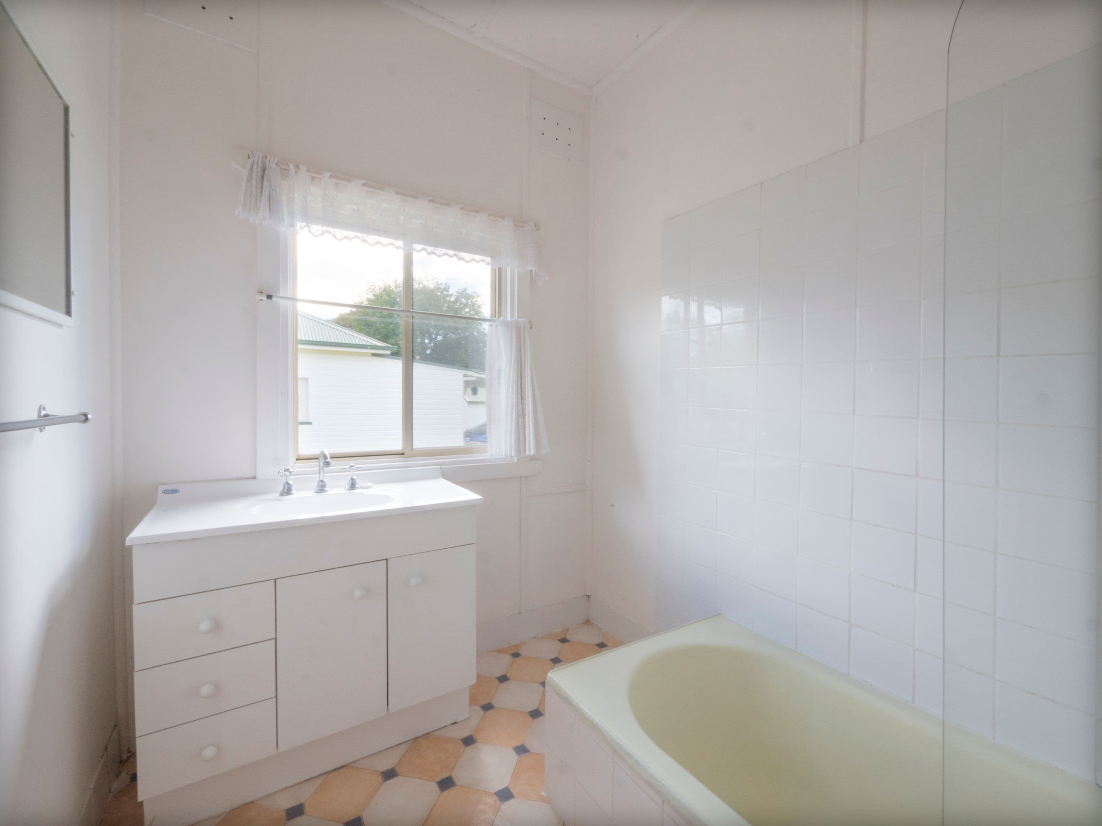 71 Mossman Street, Armidale - Thumbnail 4