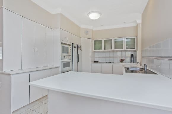 167 Campbell Street, SORRENTO QLD 4217, Sorrento - Thumbnail 4