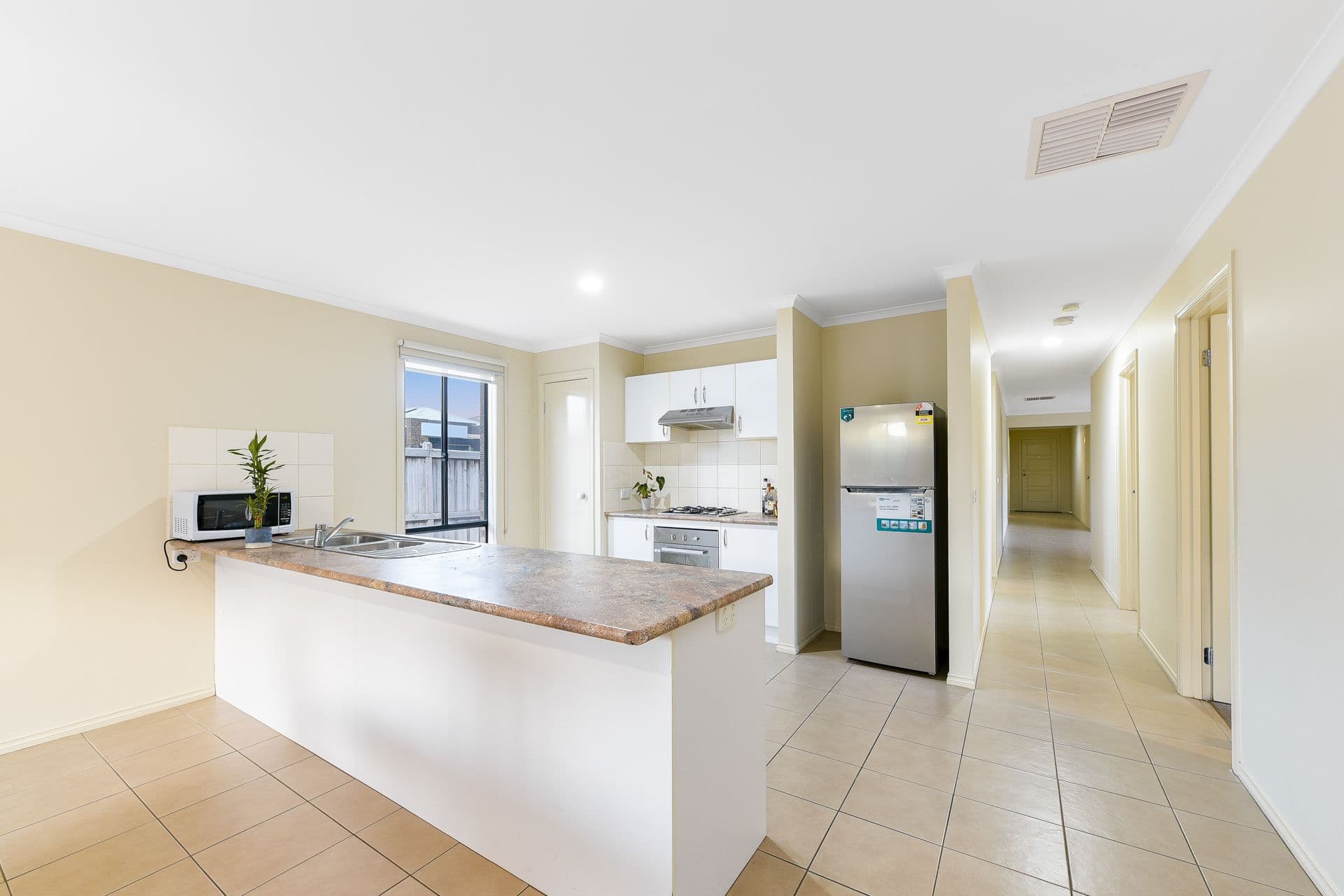 1 Ribbon Gum Drive, Lyndhurst VIC 3975, Lyndhurst - Thumbnail 5