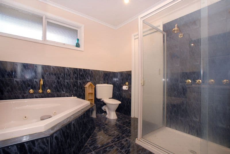 2 Huon Court, DONVALE VIC 3111, Donvale - Thumbnail 6