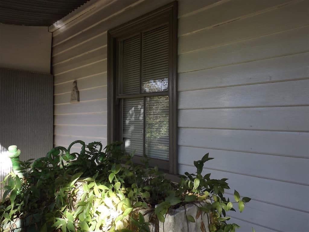 19 Campbell Street, Adelong - Thumbnail 2