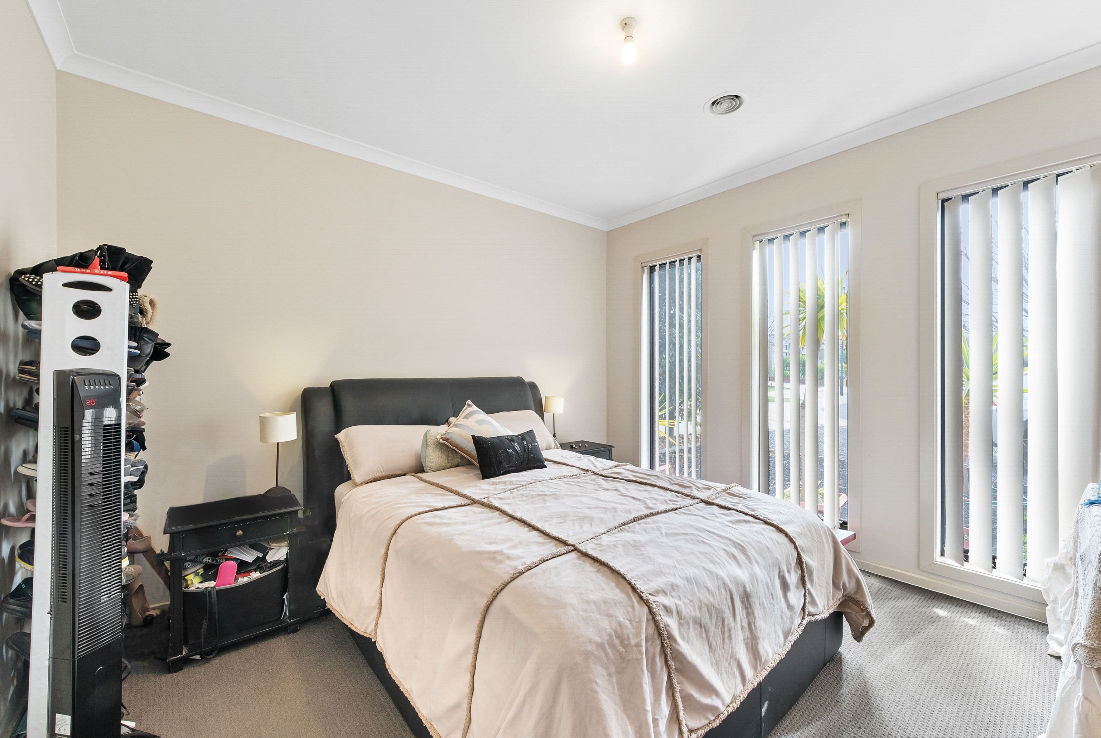 13 Lambertia Loop, Caroline Springs VIC 3023, Caroline Springs - Thumbnail 6