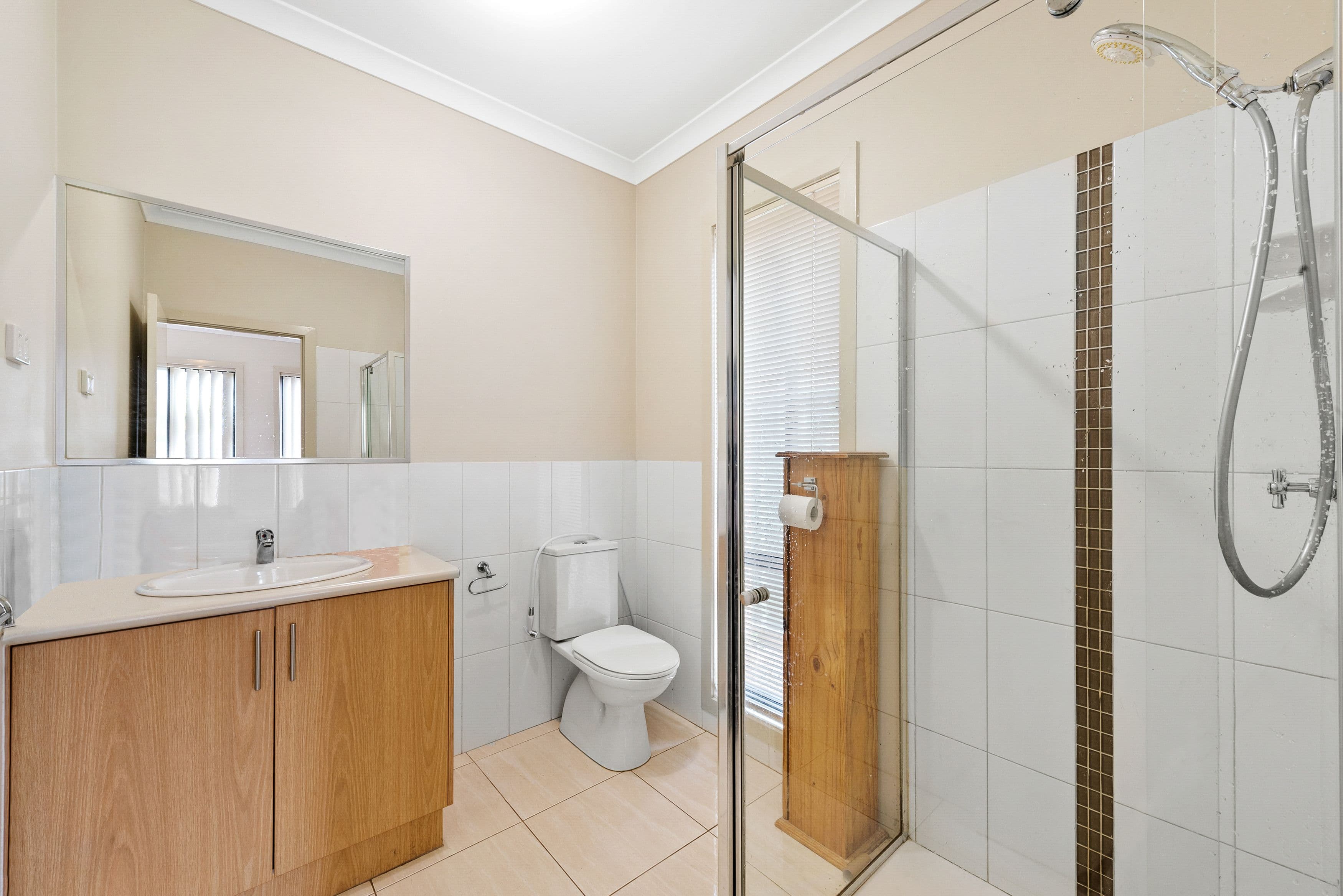 13 Lambertia Loop, Caroline Springs VIC 3023, Caroline Springs - Thumbnail 7