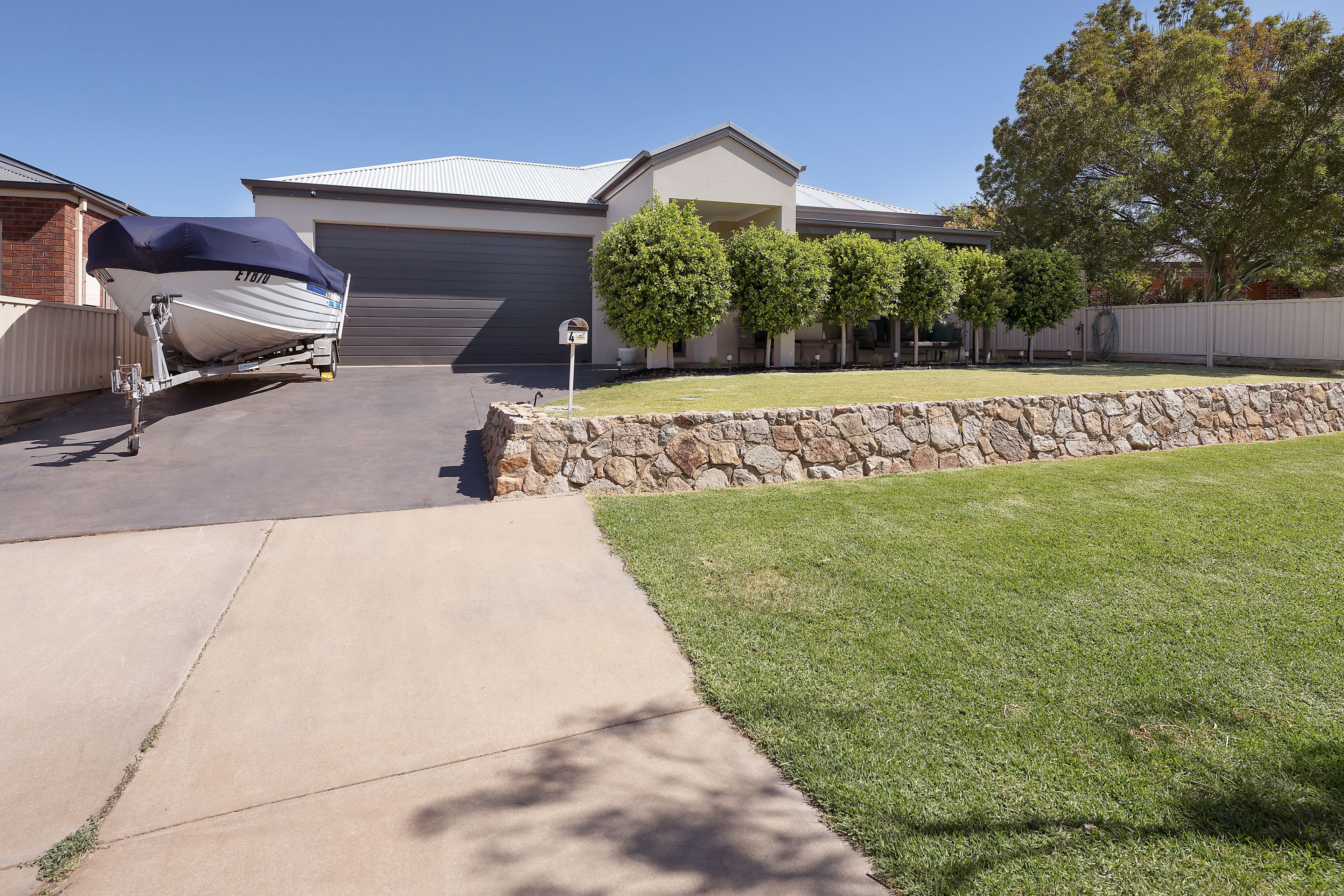 4 Moonah Court, Swan Hill VIC 3585, Swan Hill - Thumbnail 2