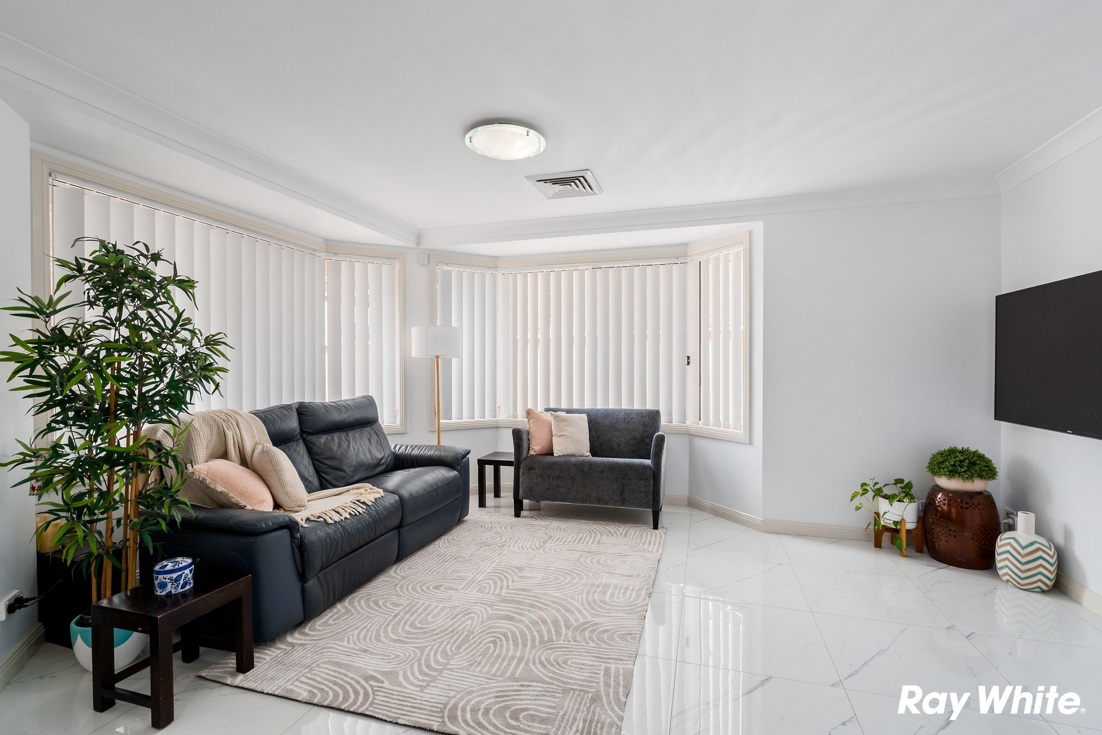 7 Leafy Grove, Plumpton NSW 2761, Plumpton - Thumbnail 2