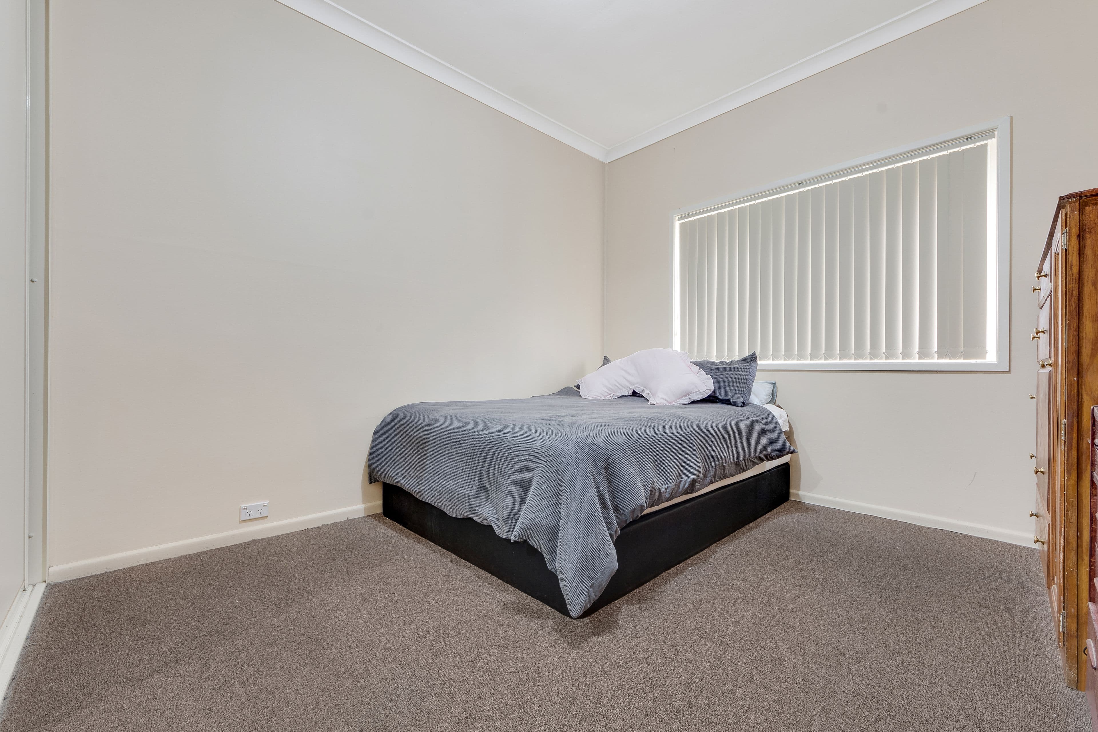 1 Fisher Place, Campbelltown - Thumbnail 5