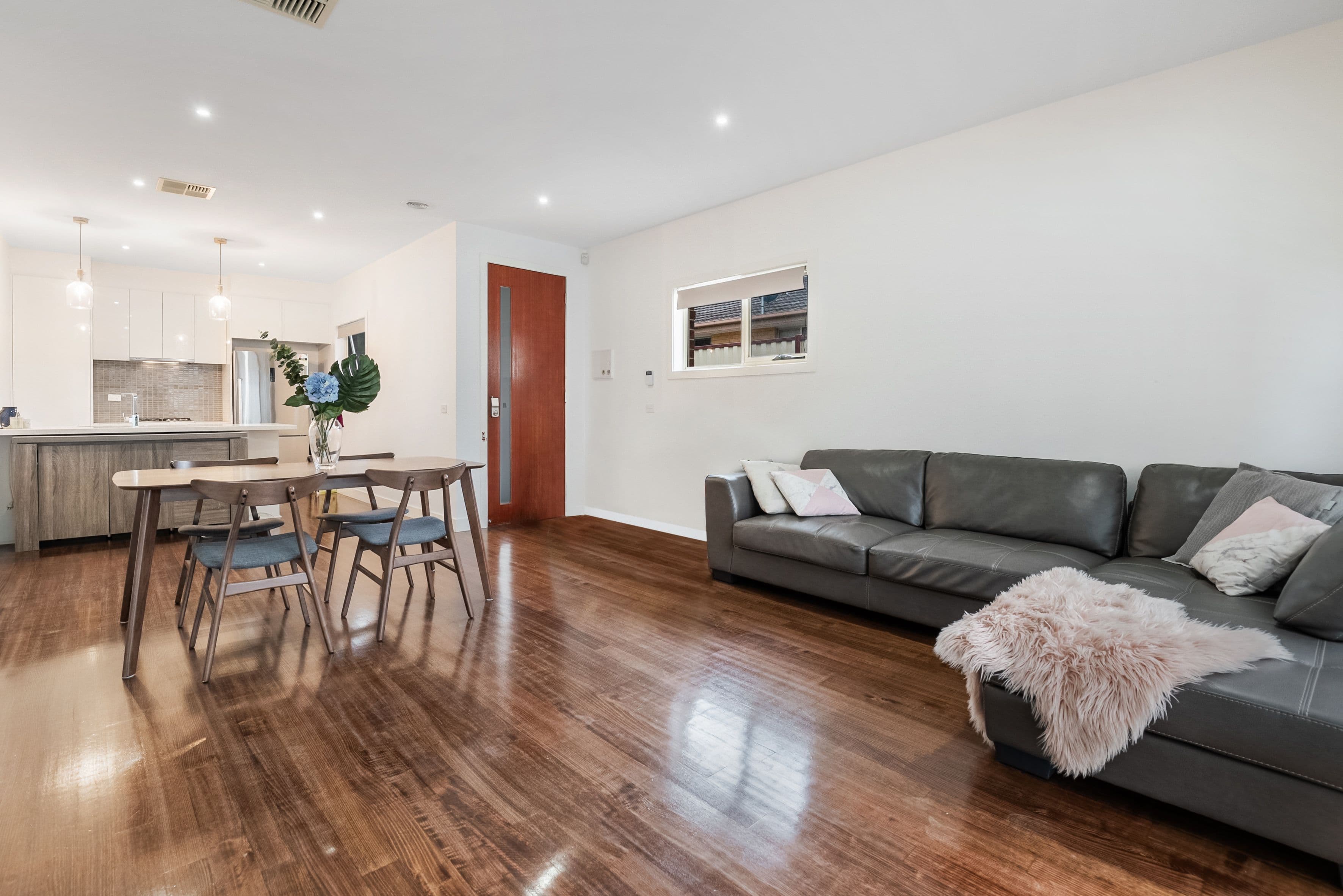 12 Army Avenue, Reservoir VIC 3073, Reservoir - Thumbnail 2