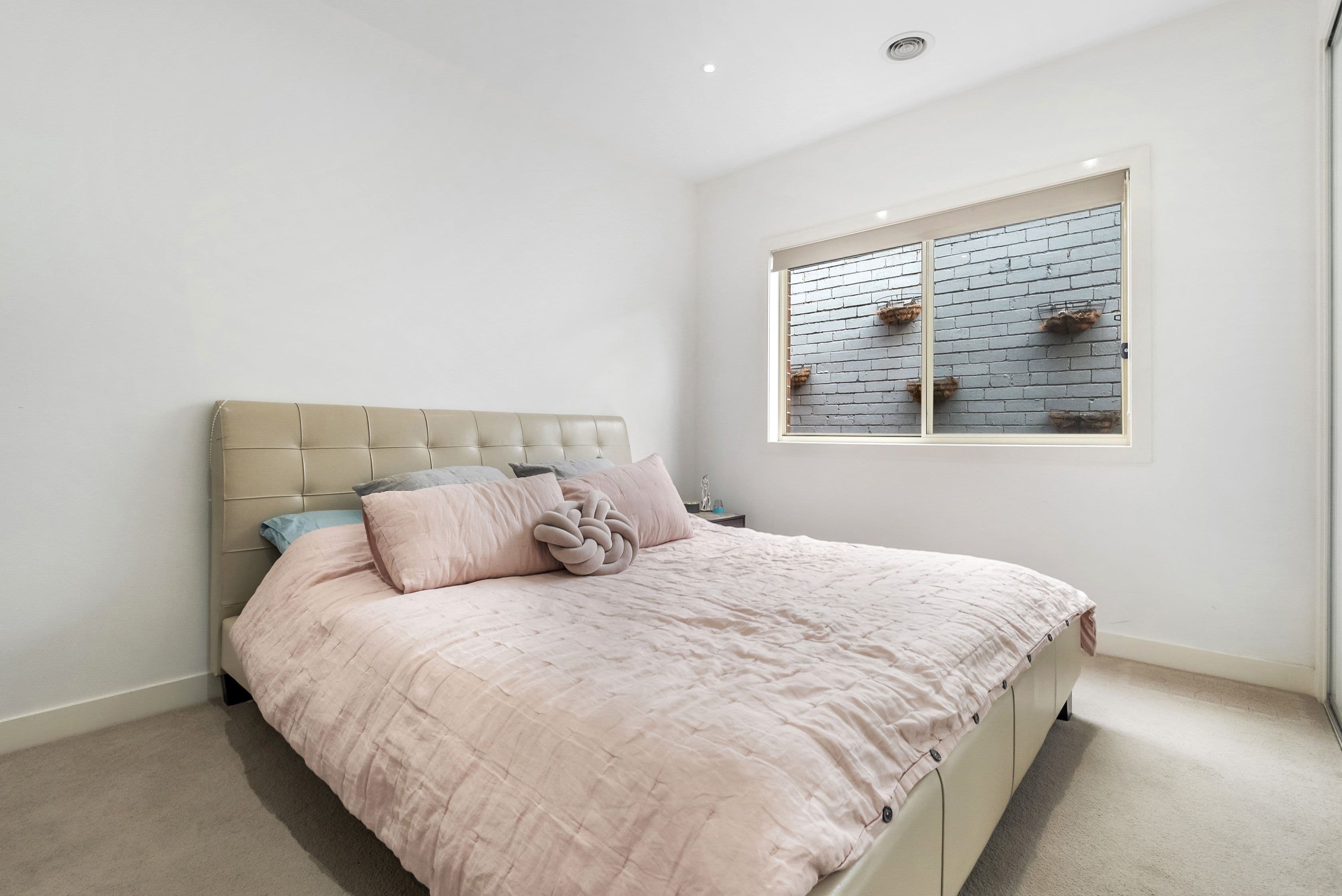 12 Army Avenue, Reservoir VIC 3073, Reservoir - Thumbnail 8