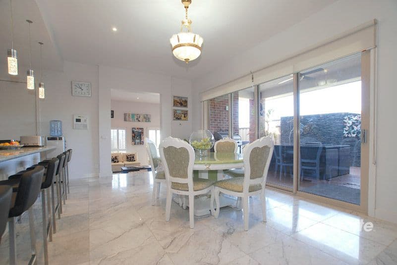 14 Brando Court, ENDEAVOUR HILLS VIC 3802, Endeavour Hills - Thumbnail 8