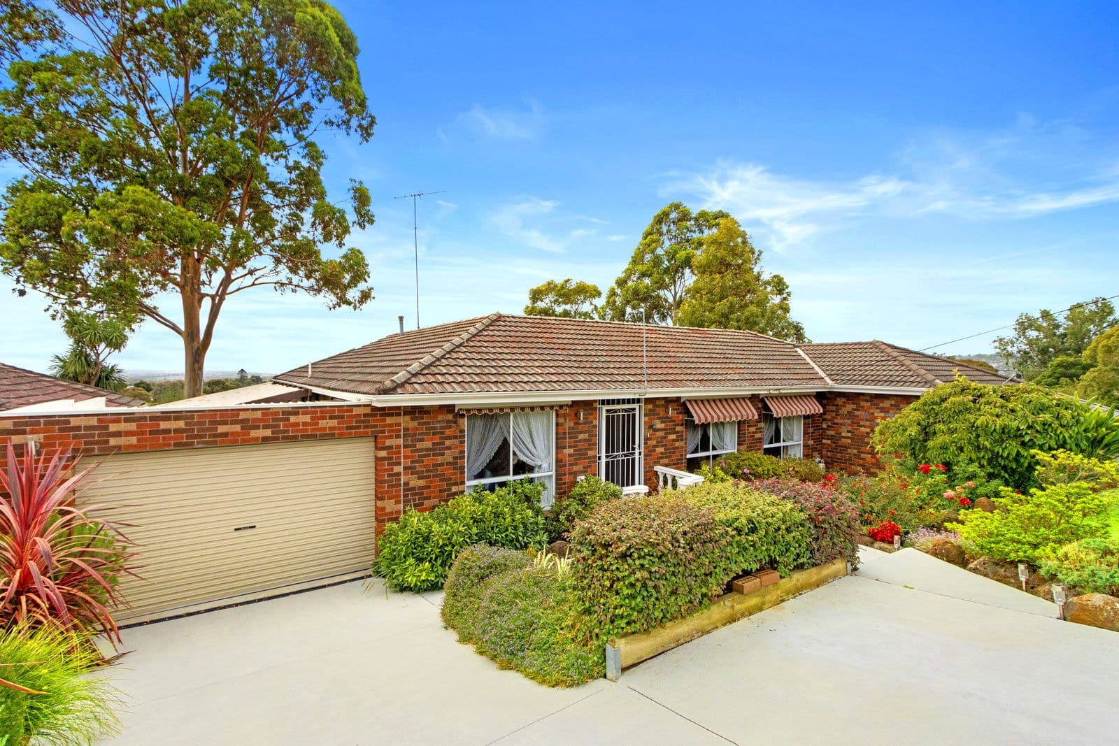 32 St Andrews Drive, Chirnside Park VIC 3116, Chirnside Park - Thumbnail 2