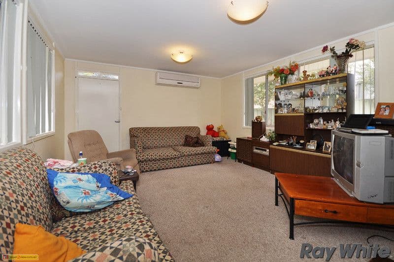 5 Kambalda Crescent, FISHER ACT 2611, Fisher - Thumbnail 4