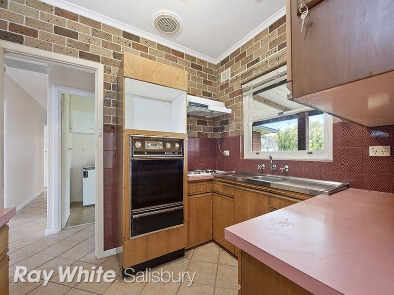 10 Johnson Street, Pooraka SA 5095, Pooraka - Thumbnail 4