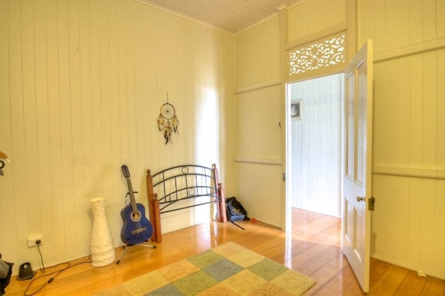 13 William Street, Bundamba QLD 4304, Bundamba - Thumbnail 5