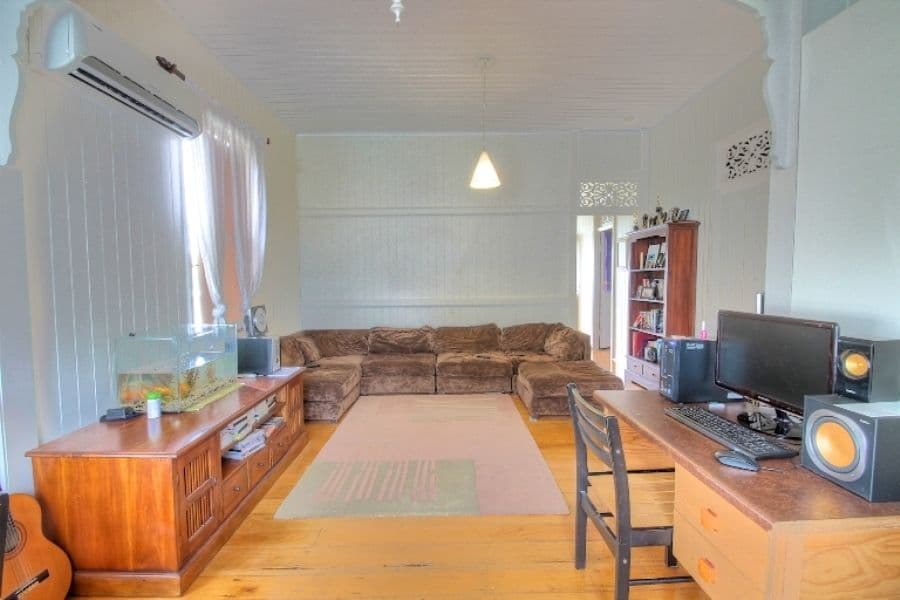 13 William Street, Bundamba QLD 4304, Bundamba - Thumbnail 7