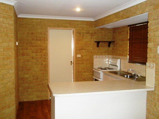 21 Oceanside Drive, WANDINA WA 6530, Wandina - Thumbnail 4