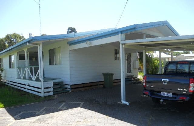 1 Hadley Street, PITTSWORTH QLD 4356, Pittsworth - Thumbnail 3