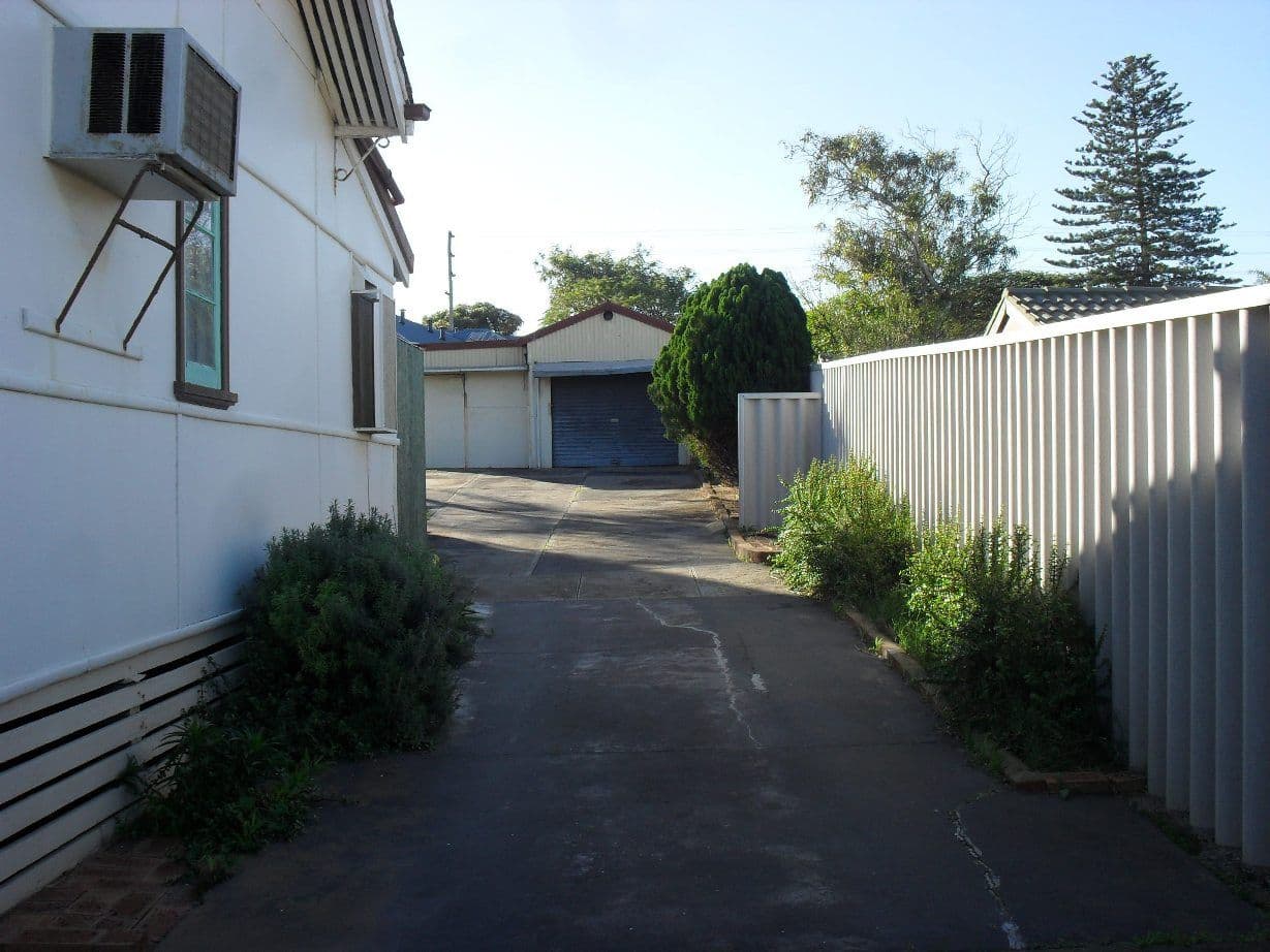 213 Durlacher Street, Geraldton WA 6530, Geraldton - Thumbnail 8