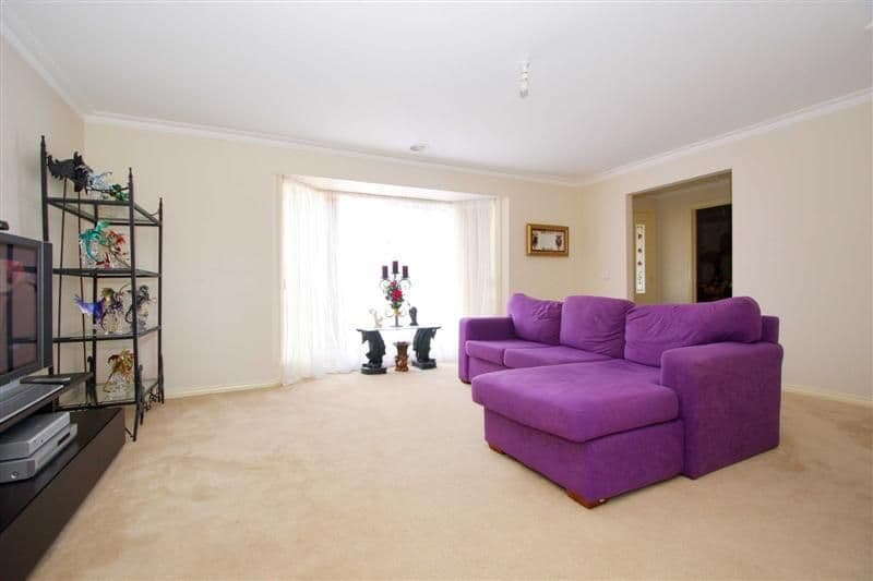 44 Allenby Road, HILLSIDE VIC 3037, Hillside - Thumbnail 5