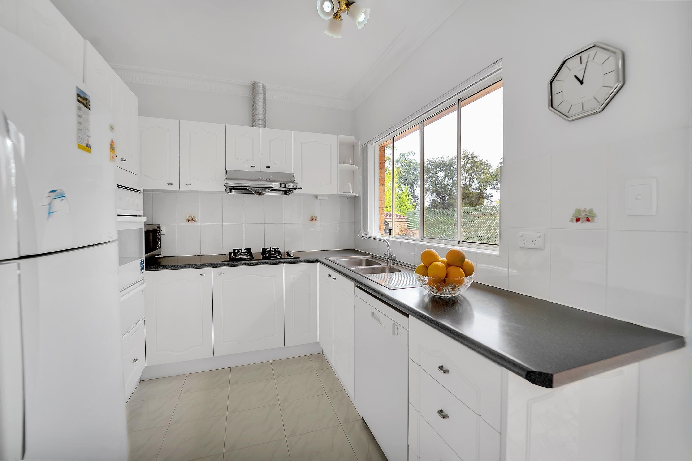 66 Hillcrest Avenue, Hurstville Grove - Thumbnail 2