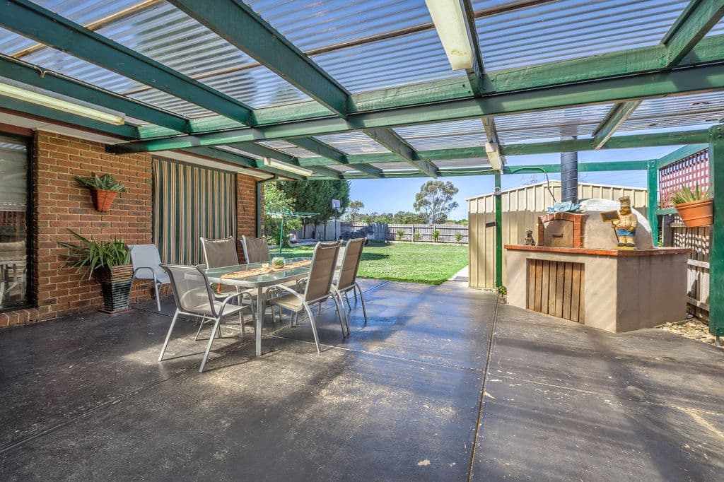 82 Hawkes Drive, Mill Park VIC 3082, Mill Park - Thumbnail 3