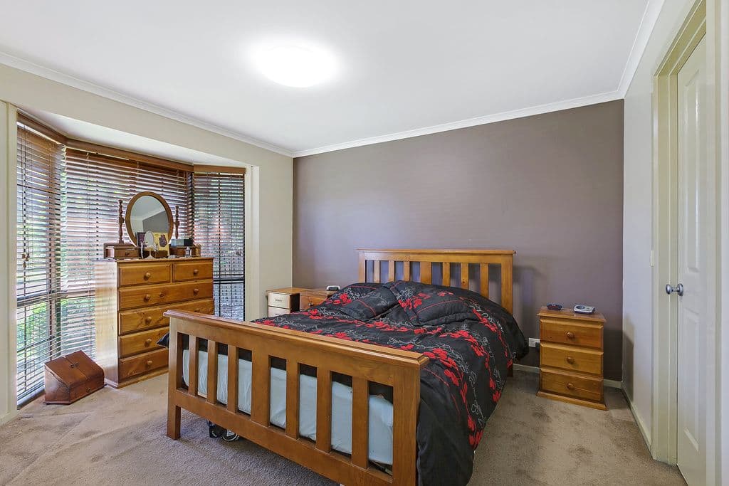 82 Hawkes Drive, Mill Park VIC 3082, Mill Park - Thumbnail 8