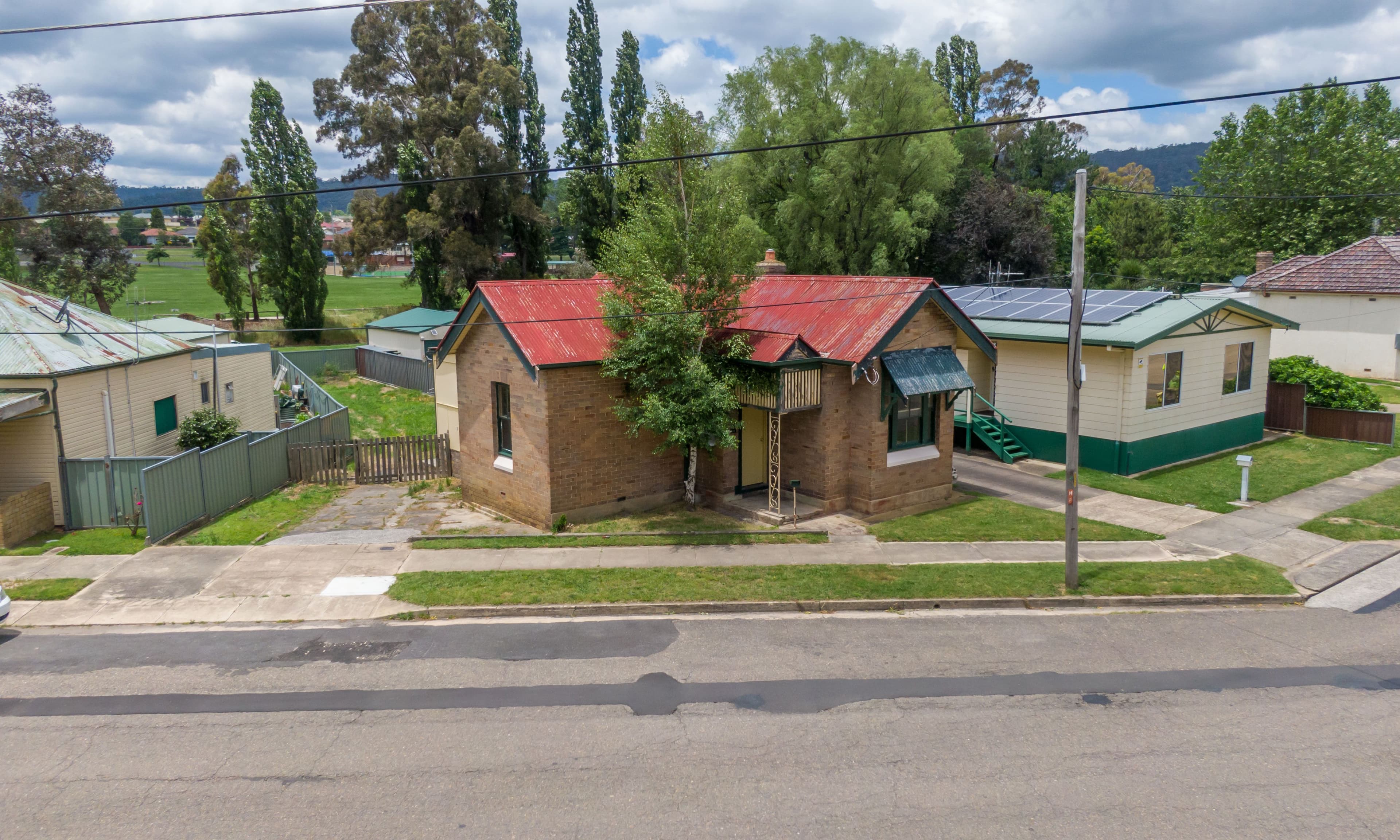 29 Coalbrook Street, Lithgow NSW 2790, Hermitage Flat - Thumbnail 2