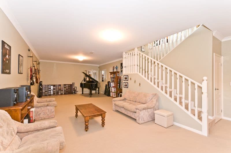 17 Beresford Drive, DRAPER QLD 4520, Draper - Thumbnail 7